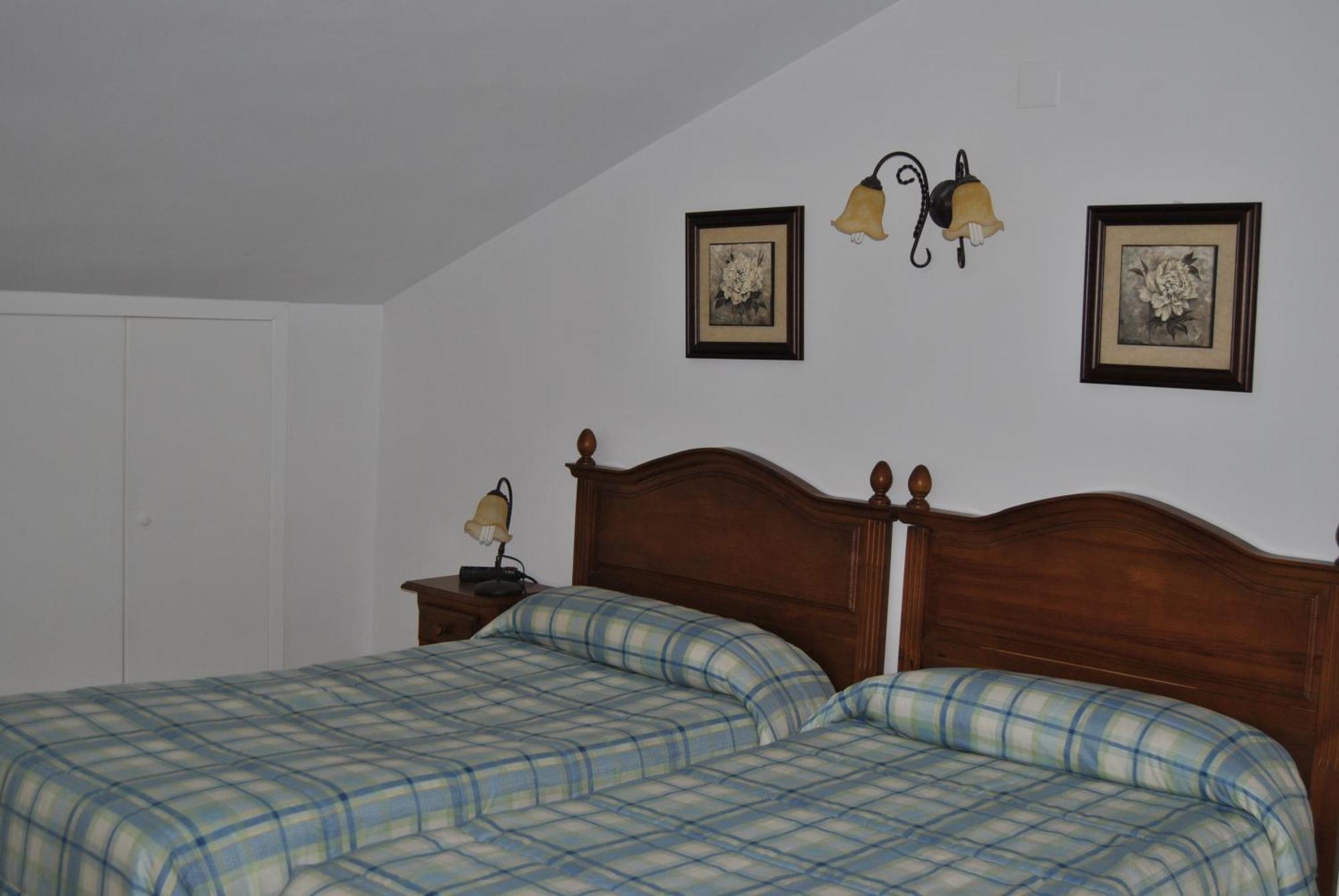 Hostal Rural Amador Puente de Vadillos Room photo